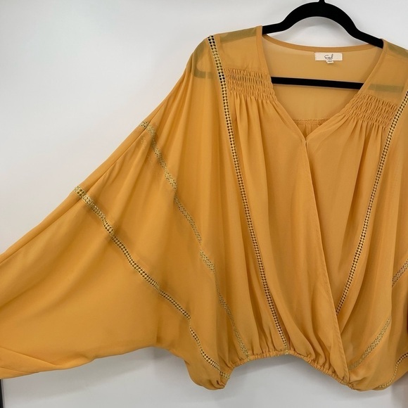 Easel Yellow Oversized Boho Blouse - Picture 3 of 14